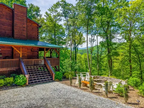 453 Macs Mountain Retreat Lane Franklin NC 28734