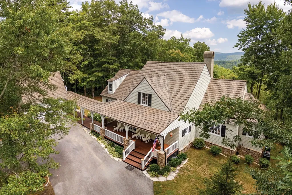 74 Wildberry Lane Cullowhee NC 28723