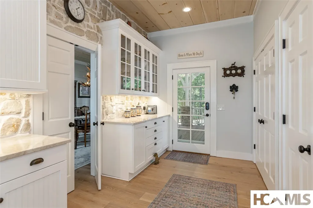 74 Wildberry Lane Cullowhee NC 28723