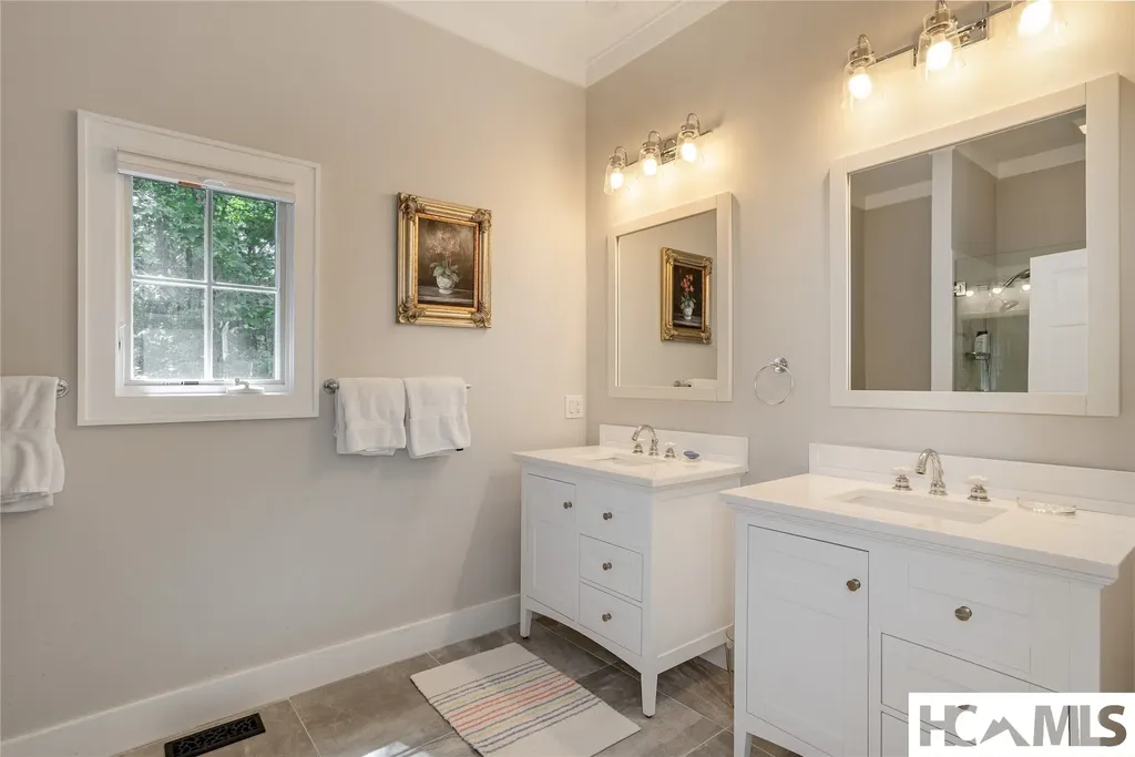74 Wildberry Lane Cullowhee NC 28723