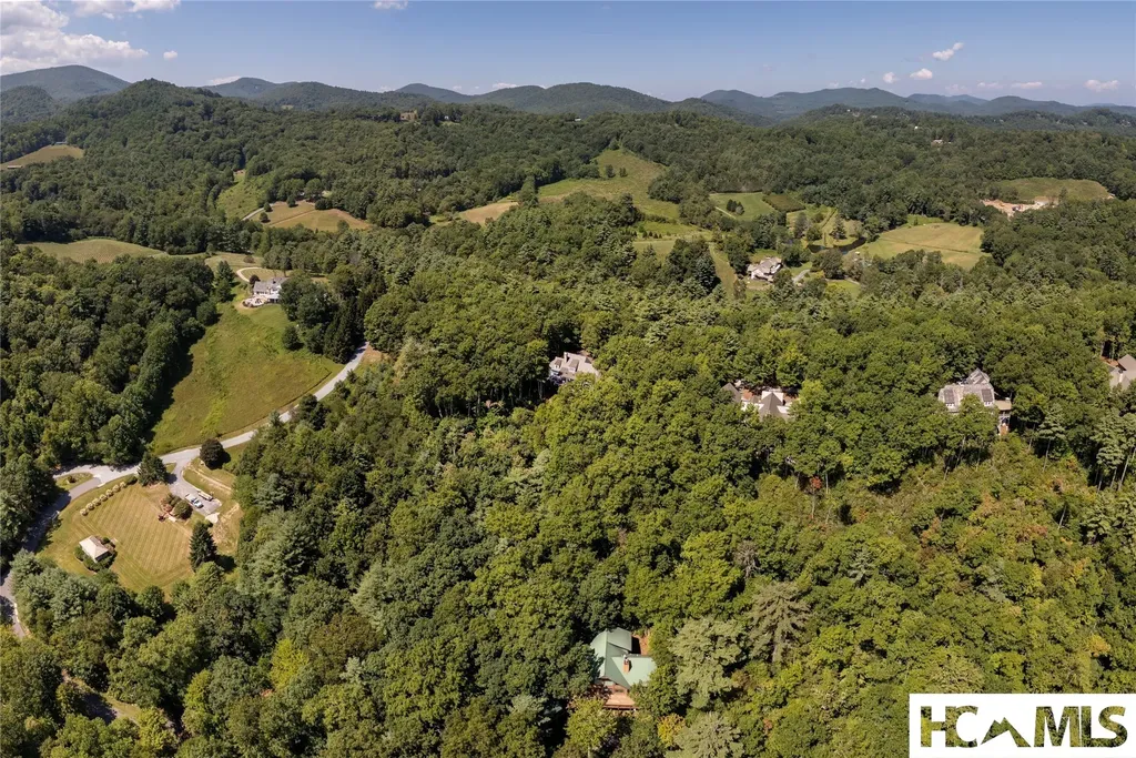 74 Wildberry Lane Cullowhee NC 28723