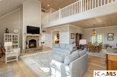 74 Wildberry Lane Cullowhee NC 28723
