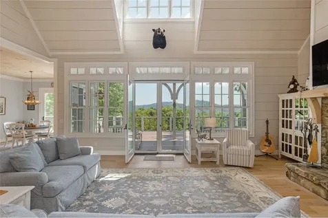 74 Wildberry Lane Cullowhee NC 28723