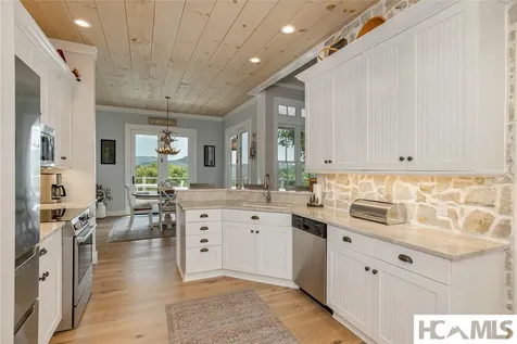 74 Wildberry Lane Cullowhee NC 28723