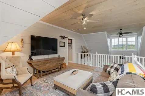 74 Wildberry Lane Cullowhee NC 28723