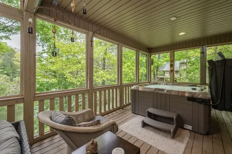 149 Hiwassee Road Lake Toxaway NC 28747