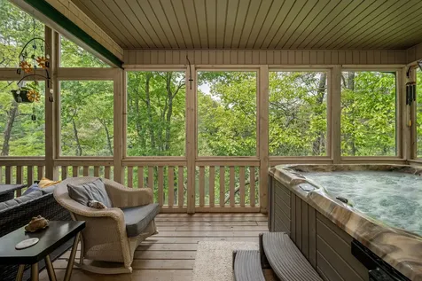 149 Hiwassee Road Lake Toxaway NC 28747