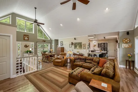 149 Hiwassee Road Lake Toxaway NC 28747