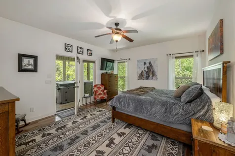 149 Hiwassee Road Lake Toxaway NC 28747