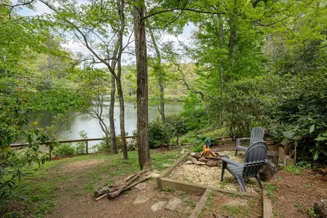 149 Hiwassee Road Lake Toxaway NC 28747