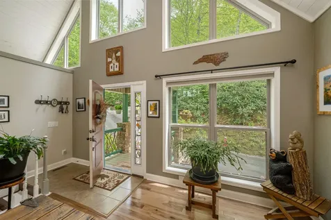 149 Hiwassee Road Lake Toxaway NC 28747