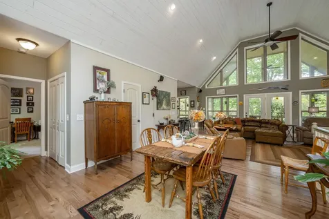 149 Hiwassee Road Lake Toxaway NC 28747