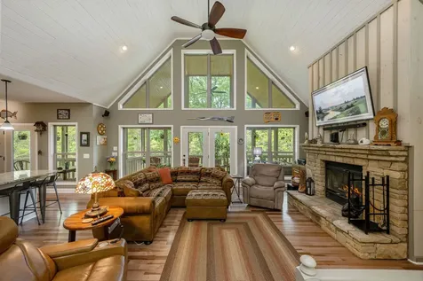 149 Hiwassee Road Lake Toxaway NC 28747