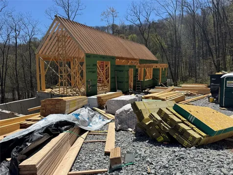 108 Shortoff Shadow Trail Highlands NC 28741