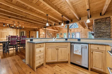 407 Forest Ridge Road Cashiers NC 28717