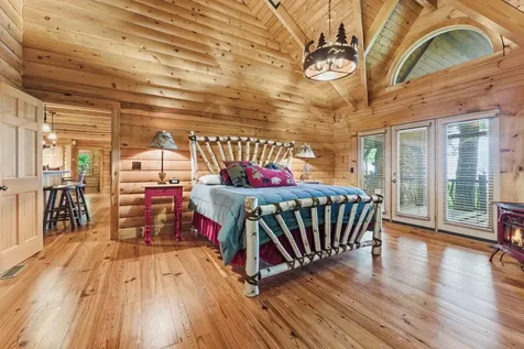 407 Forest Ridge Road Cashiers NC 28717