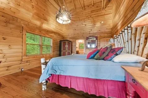 407 Forest Ridge Road Cashiers NC 28717