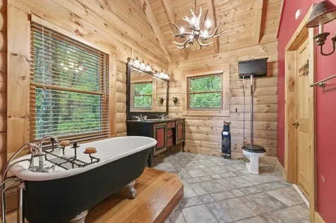 407 Forest Ridge Road Cashiers NC 28717