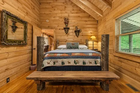 407 Forest Ridge Road Cashiers NC 28717
