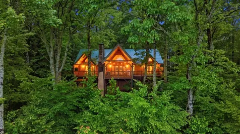 407 Forest Ridge Road Cashiers NC 28717