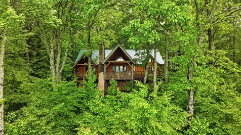 407 Forest Ridge Road Cashiers NC 28717