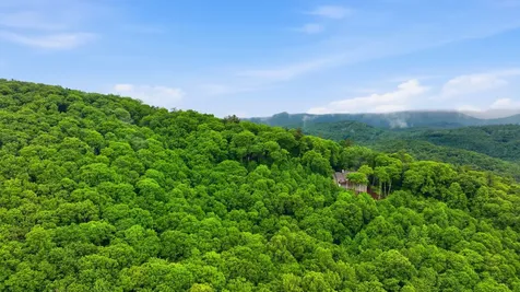 407 Forest Ridge Road Cashiers NC 28717