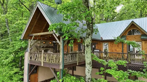 407 Forest Ridge Road Cashiers NC 28717