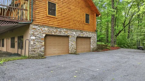 407 Forest Ridge Road Cashiers NC 28717