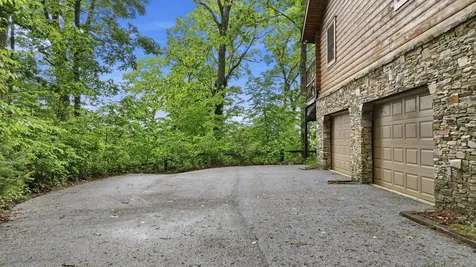 407 Forest Ridge Road Cashiers NC 28717