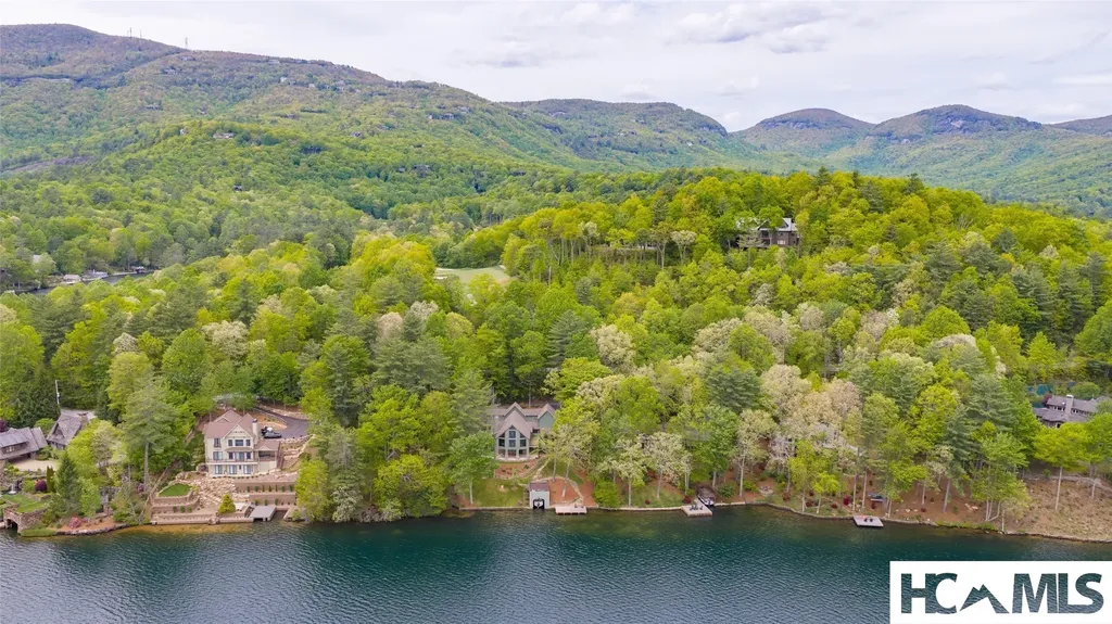 3164 W Club Boulevard Lake Toxaway NC 28747