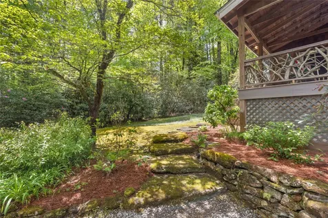 477 Lance Road Cashiers NC 28717