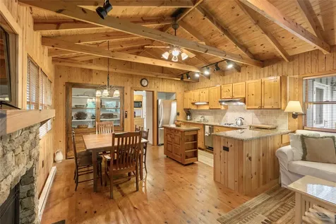 477 Lance Road Cashiers NC 28717