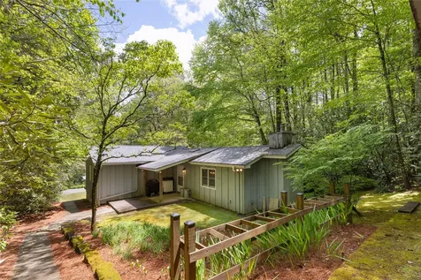 477 Lance Road Cashiers NC 28717