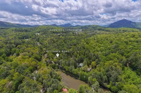 477 Lance Road Cashiers NC 28717