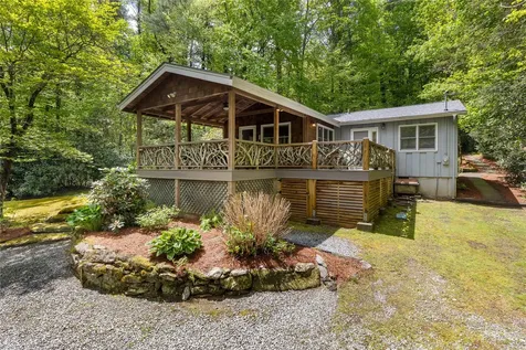 477 Lance Road Cashiers NC 28717