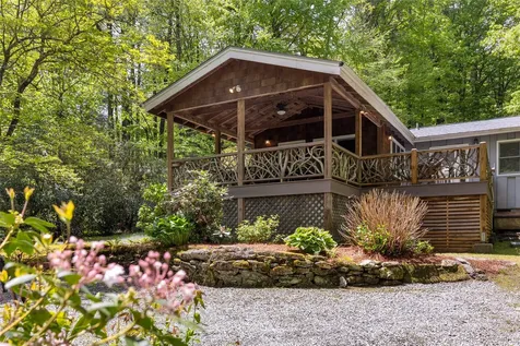 477 Lance Road Cashiers NC 28717