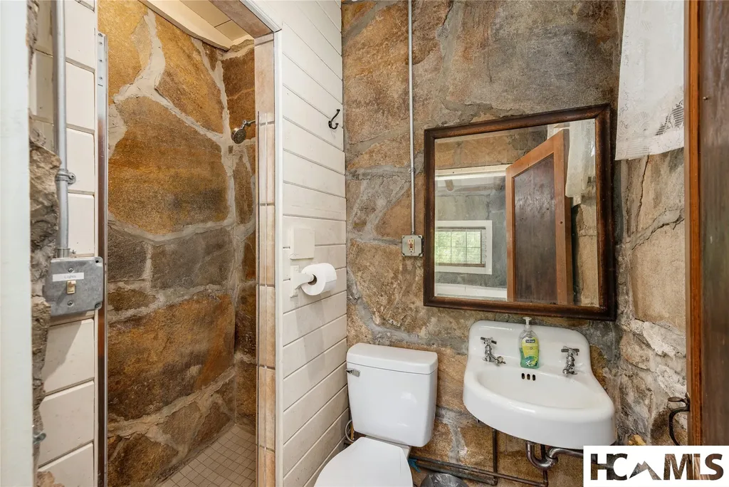159 Webb Branch Road Highlands NC 28741
