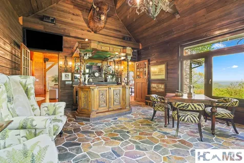 1052 Toxaway Drive Lake Toxaway NC 28747
