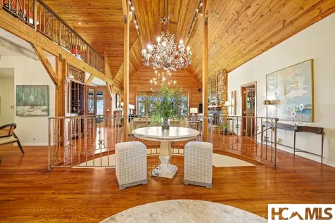 1052 Toxaway Drive Lake Toxaway NC 28747