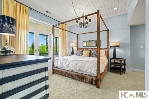 1052 Toxaway Drive Lake Toxaway NC 28747