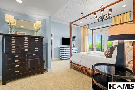 1052 Toxaway Drive Lake Toxaway NC 28747