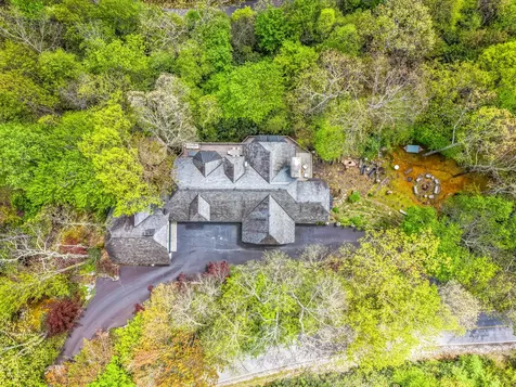 1052 Toxaway Drive Lake Toxaway NC 28747