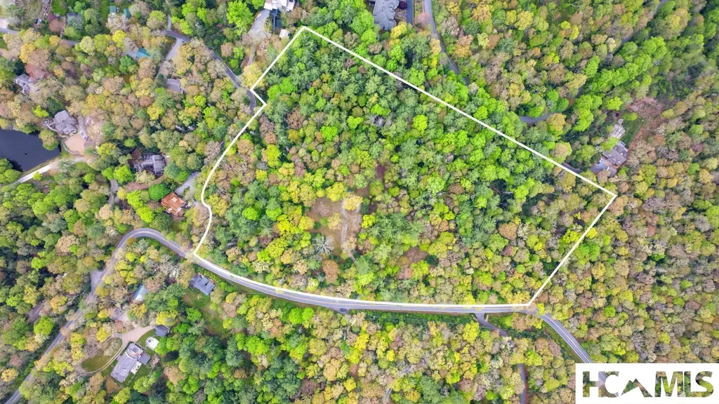 462 Bowery Road Highlands NC 28741