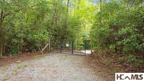 462 Bowery Road Highlands NC 28741