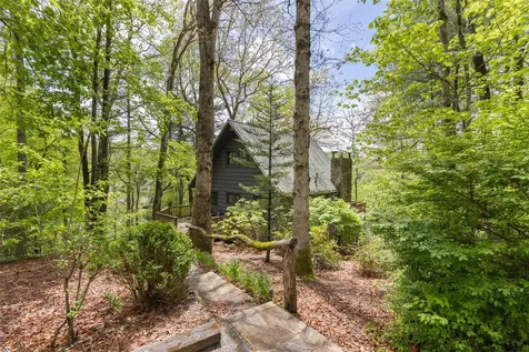 135 Wheatstone Drive Glenville NC 28736
