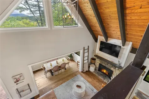 135 Wheatstone Drive Glenville NC 28736