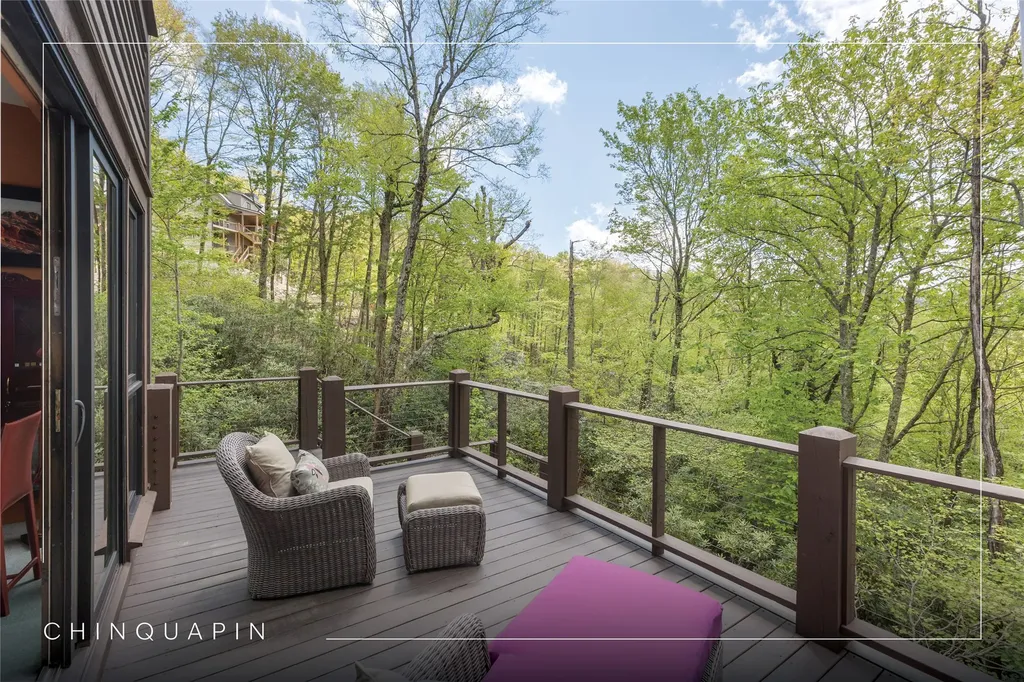 450 Springwater Road Glenville NC 28736