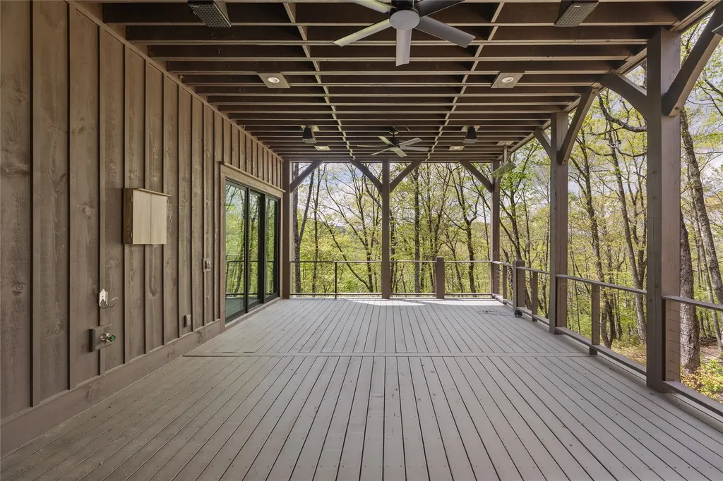 450 Springwater Road Glenville NC 28736