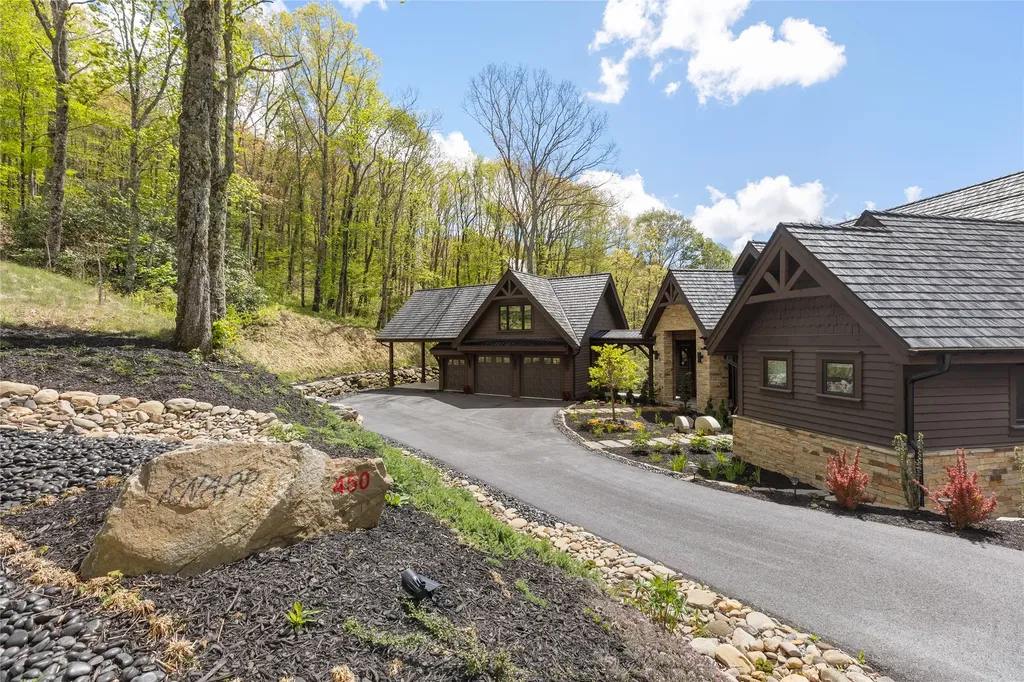 450 Springwater Road Glenville NC 28736