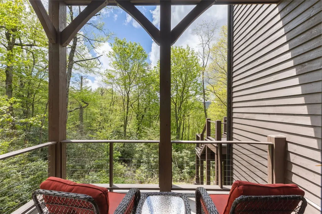 450 Springwater Road Glenville NC 28736